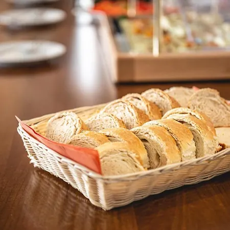 Casino & Admiral Ξενοδοχείο Kozina