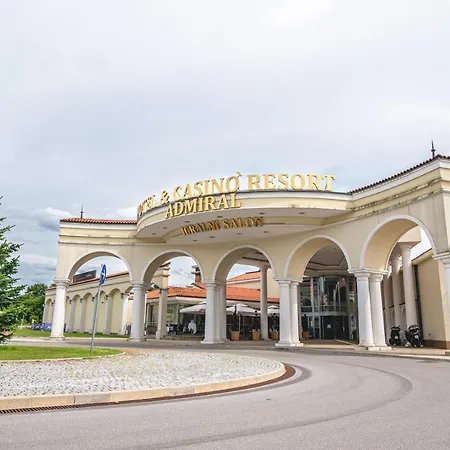 Casino & Admiral Hotel Kozina