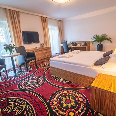 Casino & Admiral 3* Козина