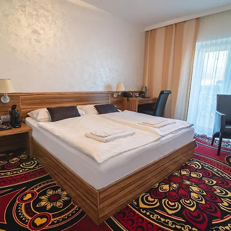 Casino & Admiral 3* Козина