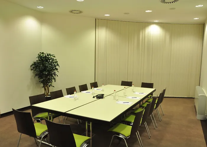 Casino & Admiral Kozina