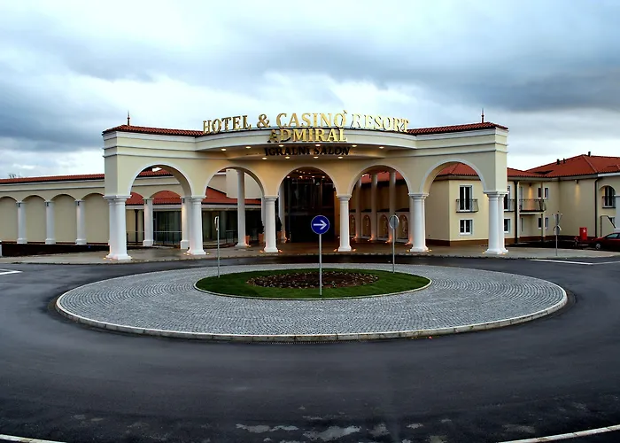 Casino & Admiral 酒店