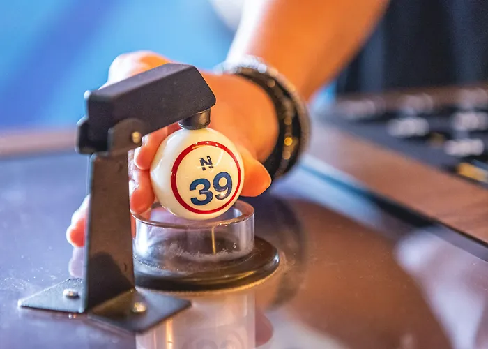 Casino & Admiral 酒店 科济纳