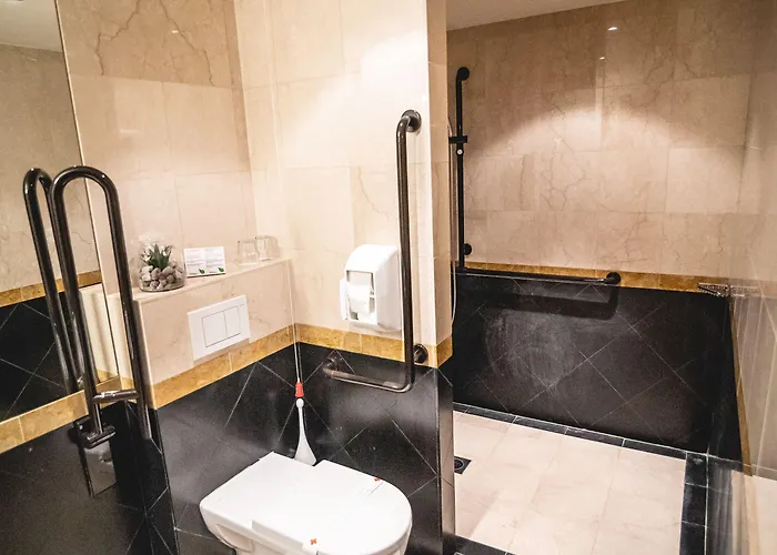 Casino & Admiral Kozina