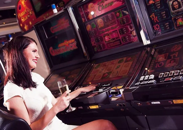 Casino&hotel Admiral 3* Kozina