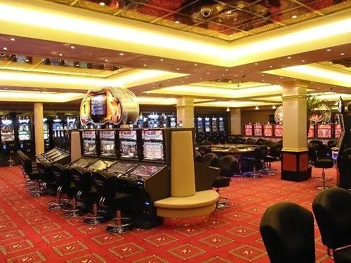 Casino & Admiral Hotel 3*